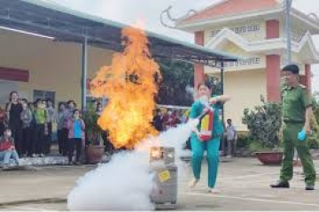 TRUNG TÂM ĐÀO TẠO VÀ SÁT HẠCH BẮC HÀ